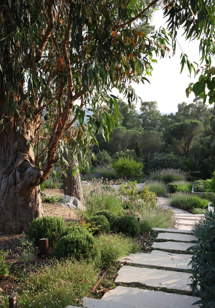 Durability and controlled maintenance